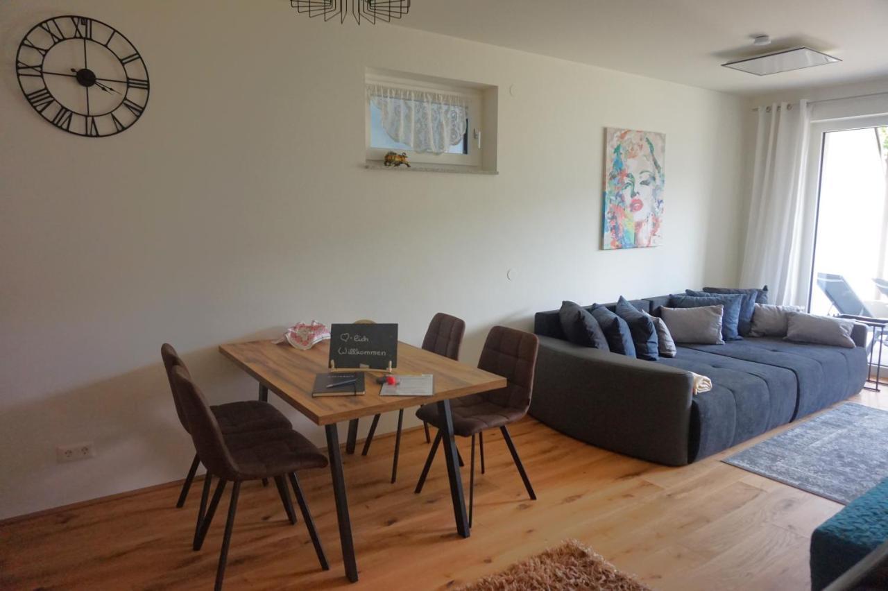 Ferienwohnung Karasek Deluxe Sattendorf Bagian luar foto